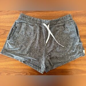 Vuori Halo Performance Short XS Grey